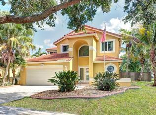10339 Santiago St, Cooper City, FL 33026