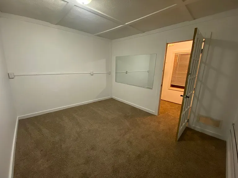 1310 N Maple St #3 — Photo 5