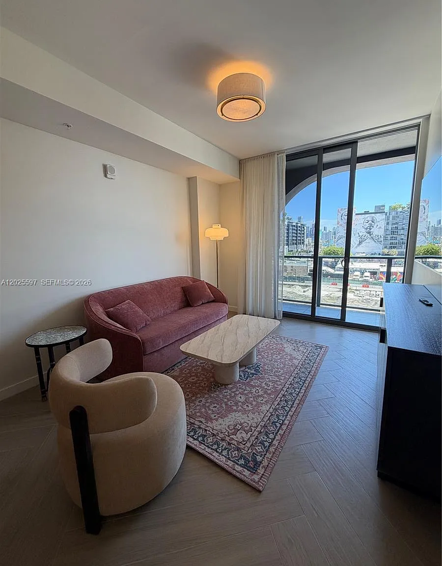 Nomad Residences — Photo 3