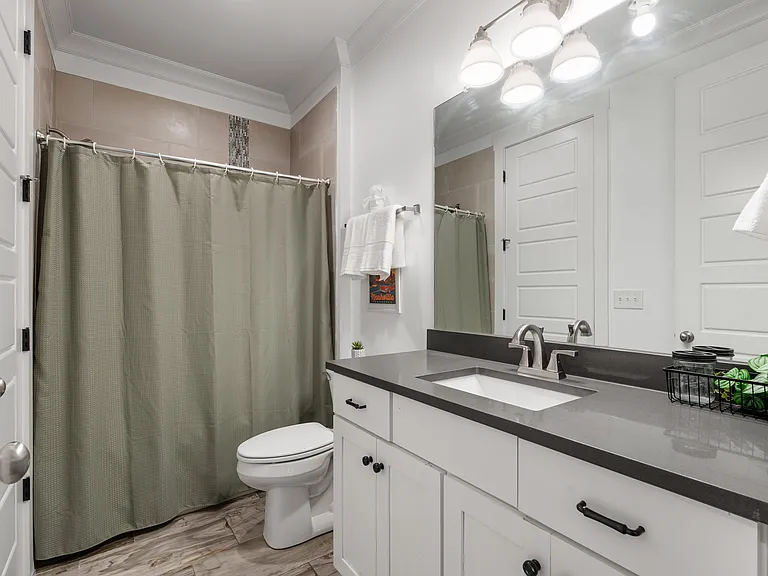 1815 Ridley Blvd #B — Photo 3