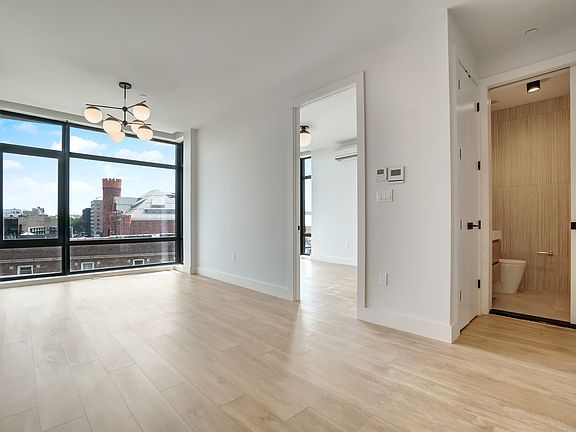 4th image of 11 Herkimer St #505