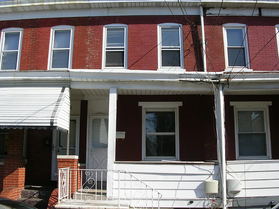 136 Barnt Ave
