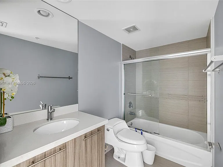 6700 Indian Creek Dr #1205 — Photo 29
