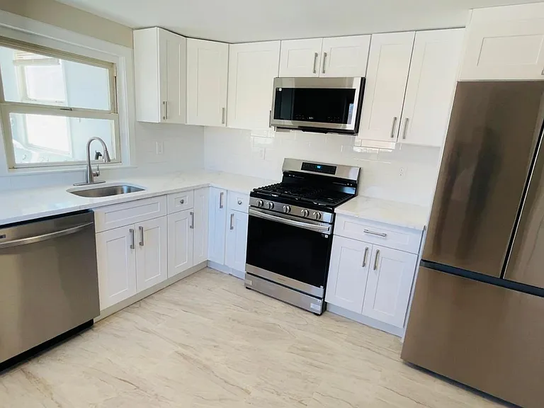 100 Whittlesey Ave — Photo 18
