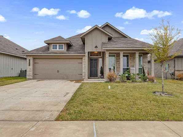 1946 Chief St, Bryan, TX 77807