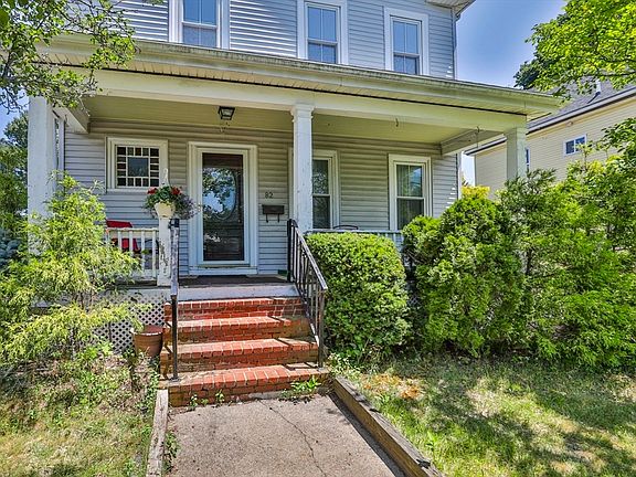 2nd image of 82 Dyer Ave