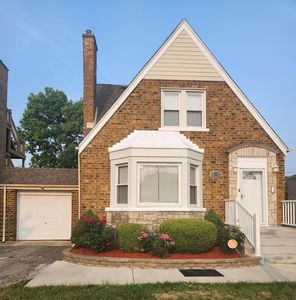 10127 S Vernon Ave, Chicago, IL, 60628