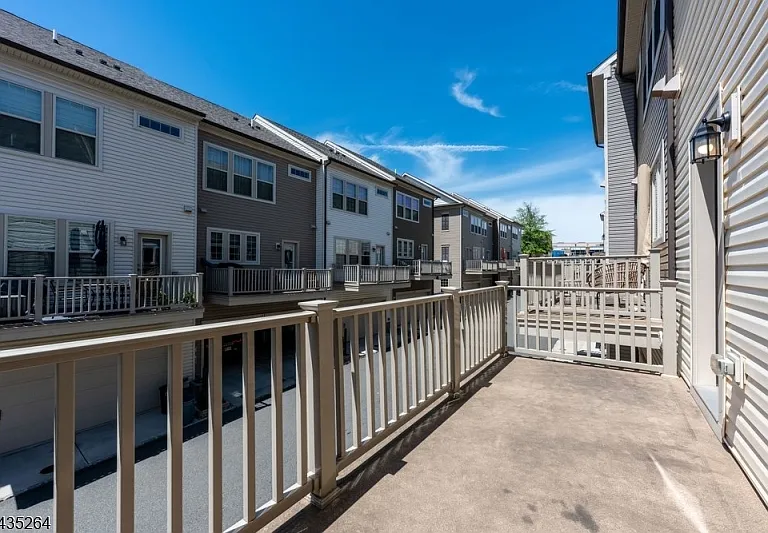 18 Cortland Ct #A — Photo 18