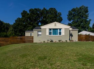 1232 Meadow Ln, Charlotte, NC 28205