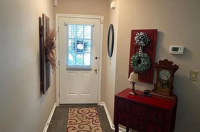 4183 Eastlake Dr — Photo 2