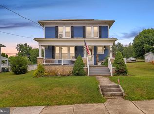 22 S Main St, Wrightsville, PA 17368