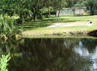35 SE 235th St, Suwannee, FL 32692
