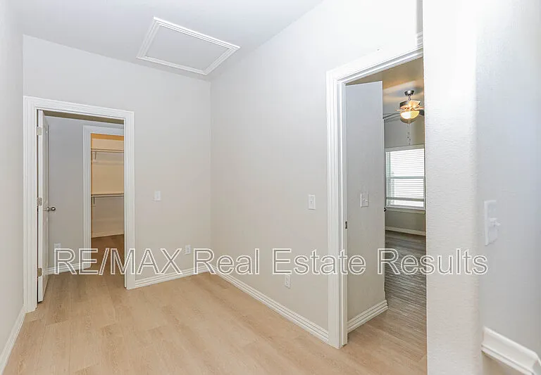 1401 Poigai Way #1 — Photo 22