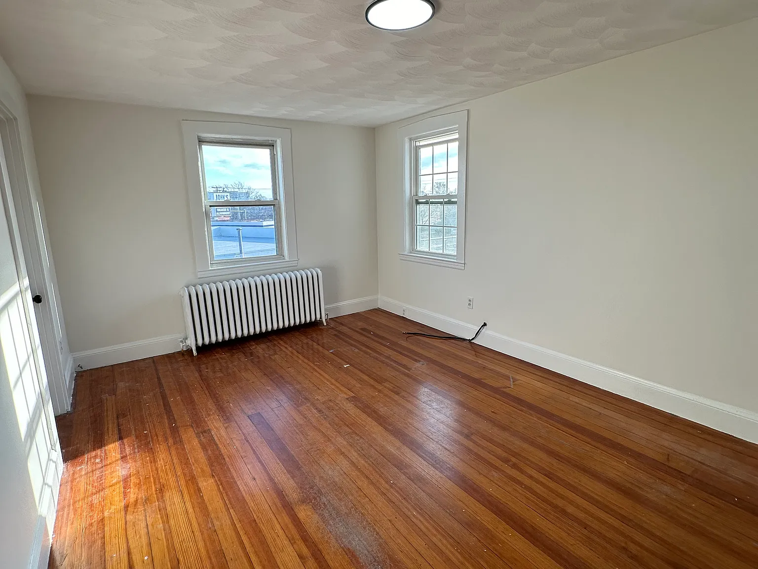 2 bed, 650 sqft, $2,250 — Photo 2