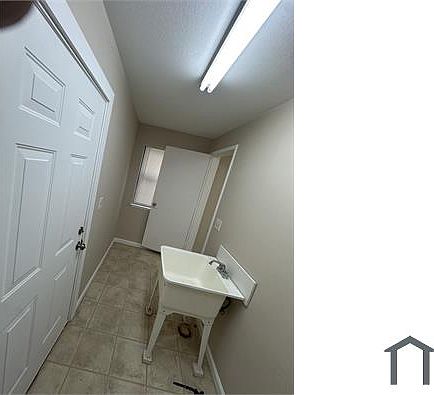 1st image of 816 28th St
