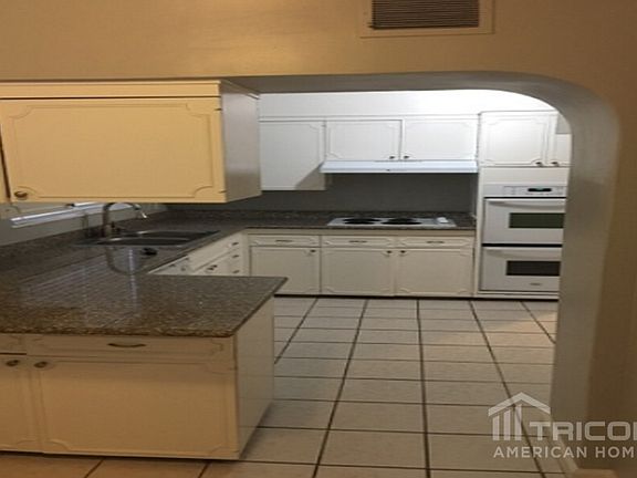 5th image of 536 Wallace Ave