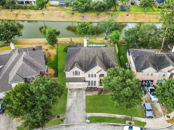 30214 Vinebriar Dr, Spring, TX 77386