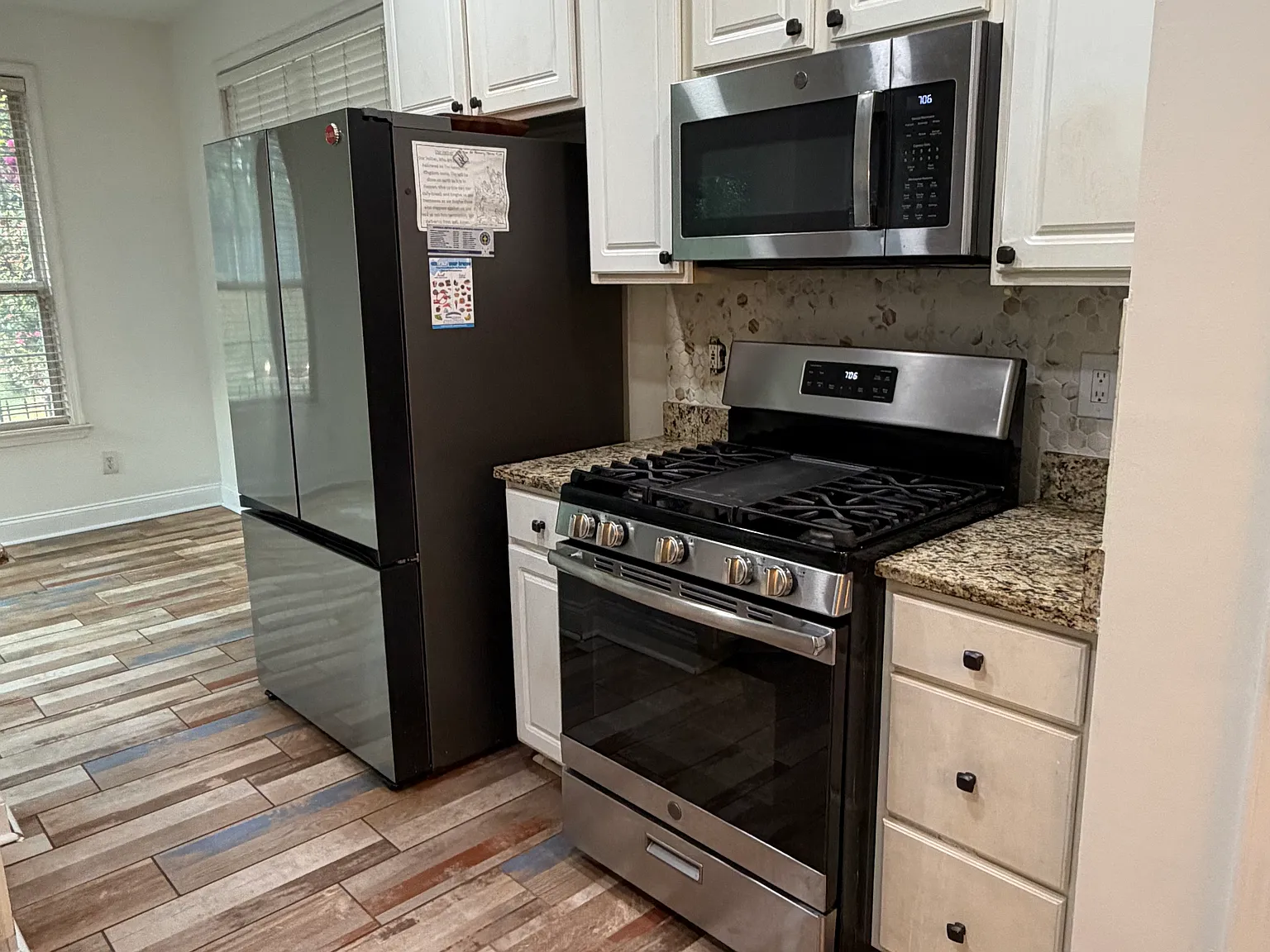 4 bed, 1803 sqft, $2,500 — Photo 2