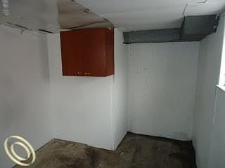 3rd image of 16894 Greydale Ave