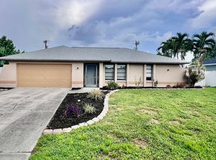 1807 SE 11th Ave, Cape Coral, FL 33990