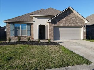 3139 Crest Ln, Lake Charles, LA 70607