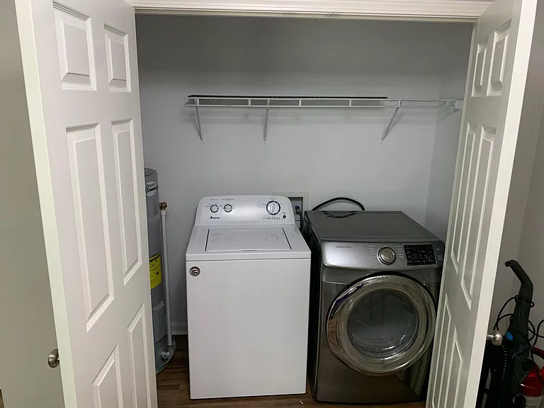 full sized washer and dryer included