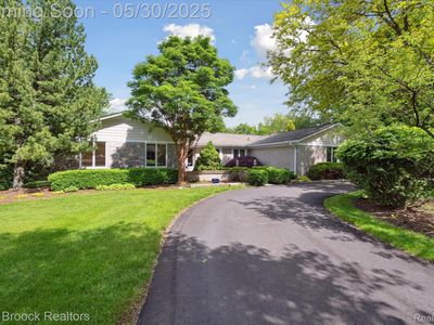 4335 Queens Way, Bloomfield Hills, MI, 48304