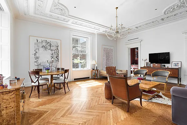 Sold by Compass | media 16