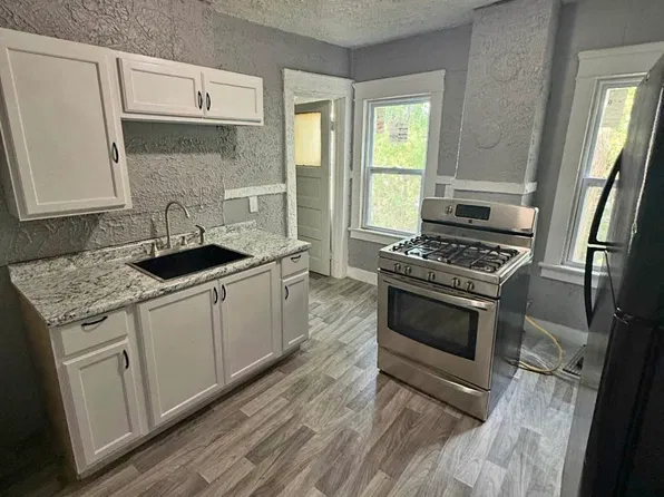 901 Ida Ave #2, Cleveland, OH 44103