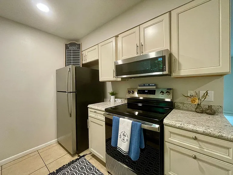 The Rhoads Apartments | 2 Bedroom Apartments in Leesburg, FL — Photo 82