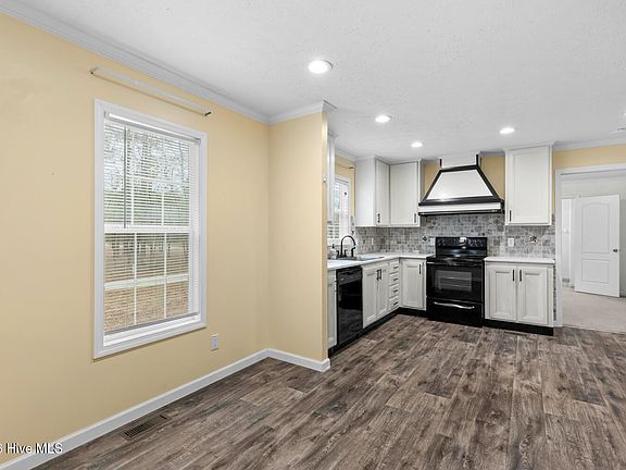 5th image of 184 Copperhead Ln