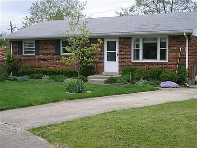 2nd image of 387 Lynnwood Ct