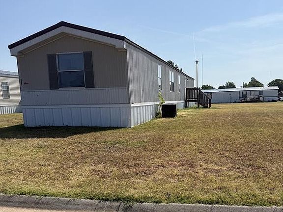 2nd image of 3320 S 4th St #147