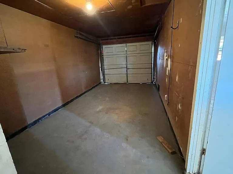 2917 N Northwest Dr — Photo 6