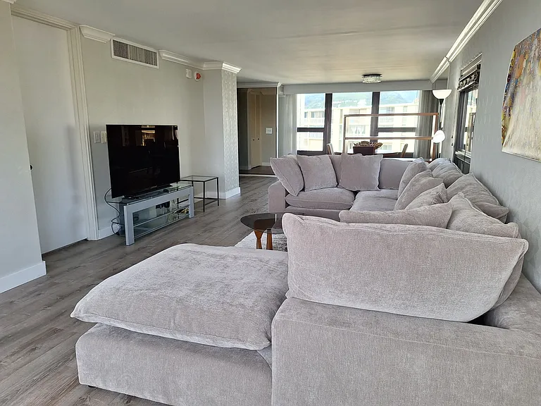 1650 Ala Moana Blvd #1613 — Photo 3