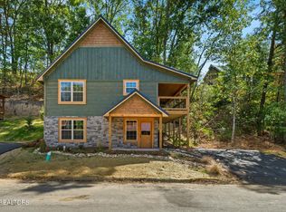 2229 Alpine Village Way, Pigeon Forge, TN 37863