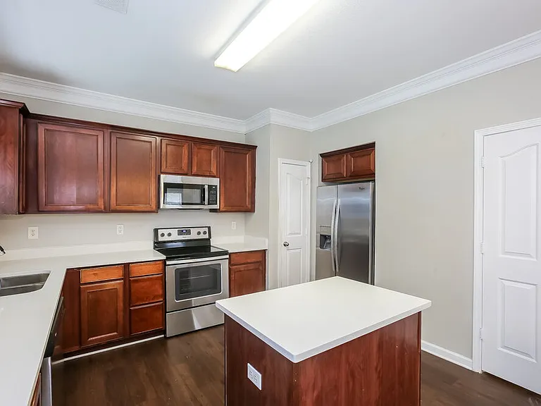 1006 Tiger Eye Ave — Photo 9