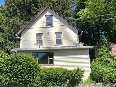 30 Pond Street, Naugatuck, CT, 06770