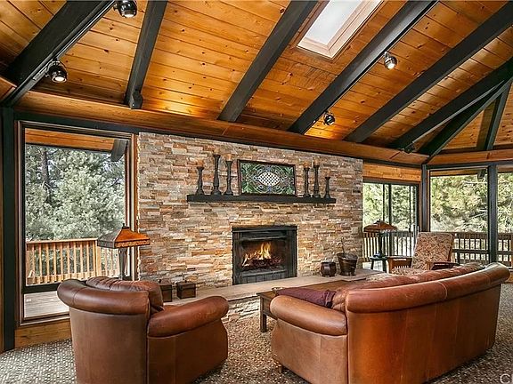 5th image of 1708 Woodland Dr