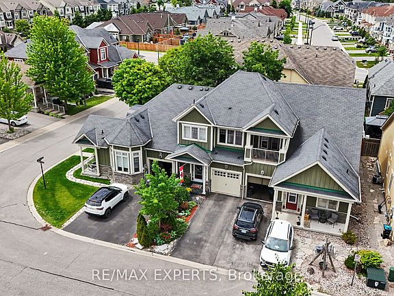 2nd image of 58 Savannah Cres