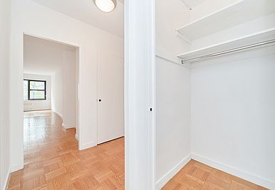5th image of 412 E 55th St APT 4H