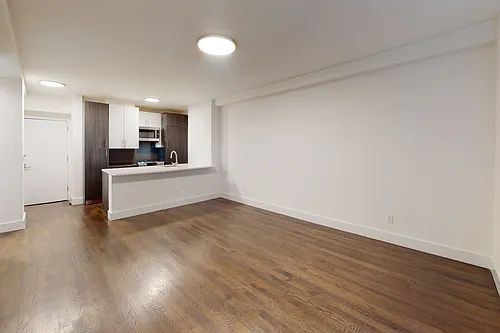 666 W End Ave #3TV Photo 1