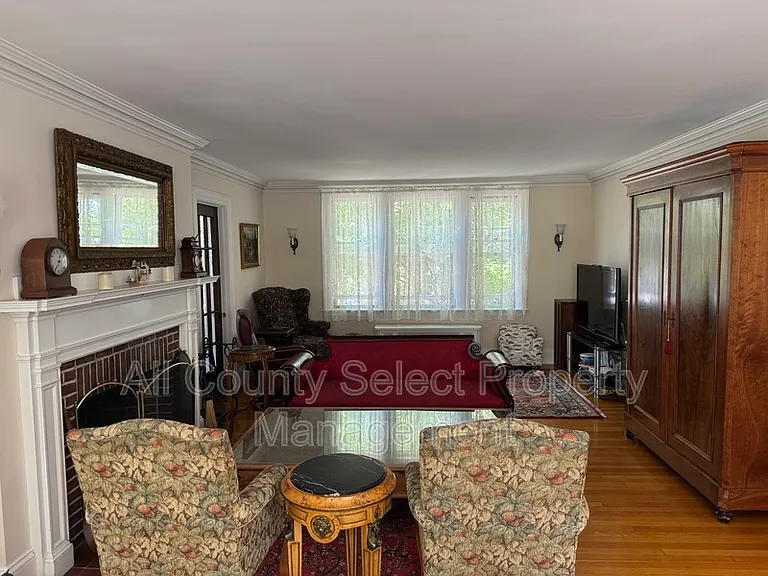 38 Baker Ave — Photo 25