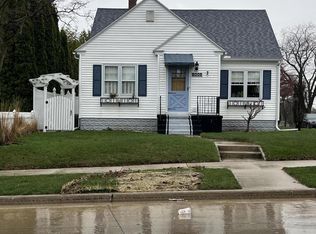 1902 S 14th St, Manitowoc, WI 54220