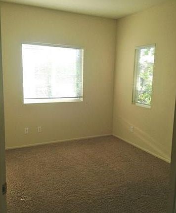 5th image of 26438 Arboretum Way