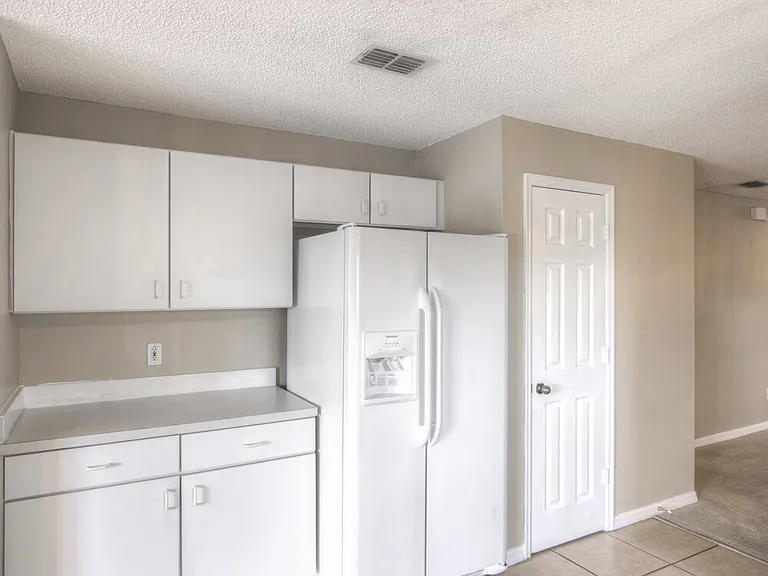 12916 Los Alamitos Court — Photo 6