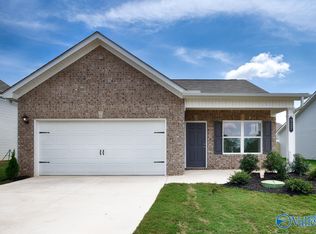 327 Emma Way, New Market, AL 35761