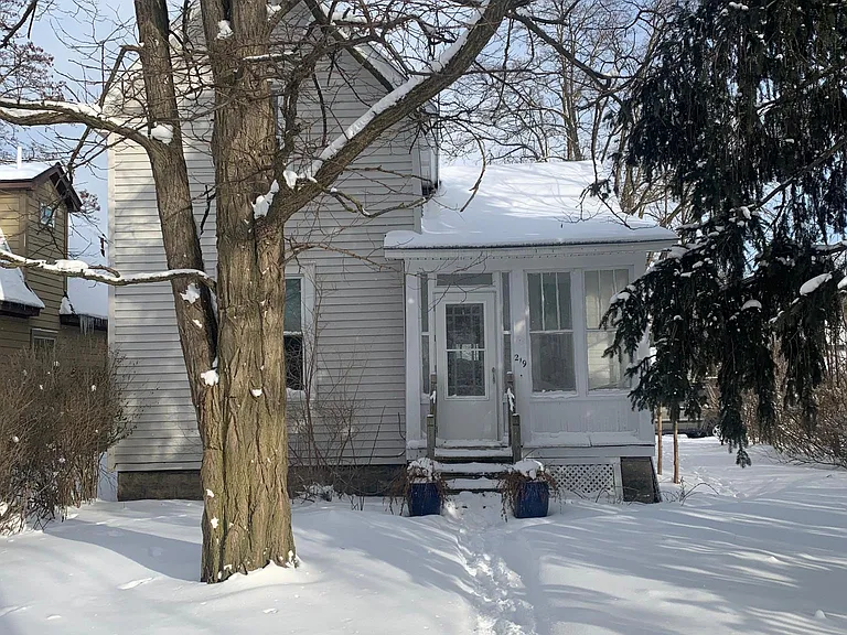 219 S Elmwood Ave — Photo 29