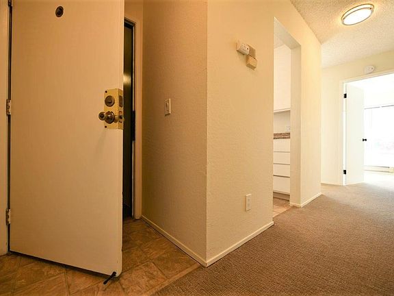 2nd image of 389 Vernon St #301