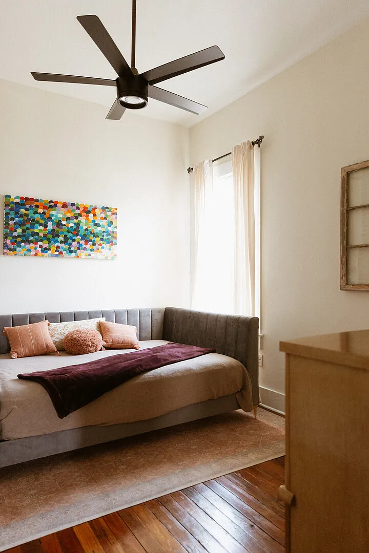 Gorgeous fully furnished 2BR historic home — Photo 3